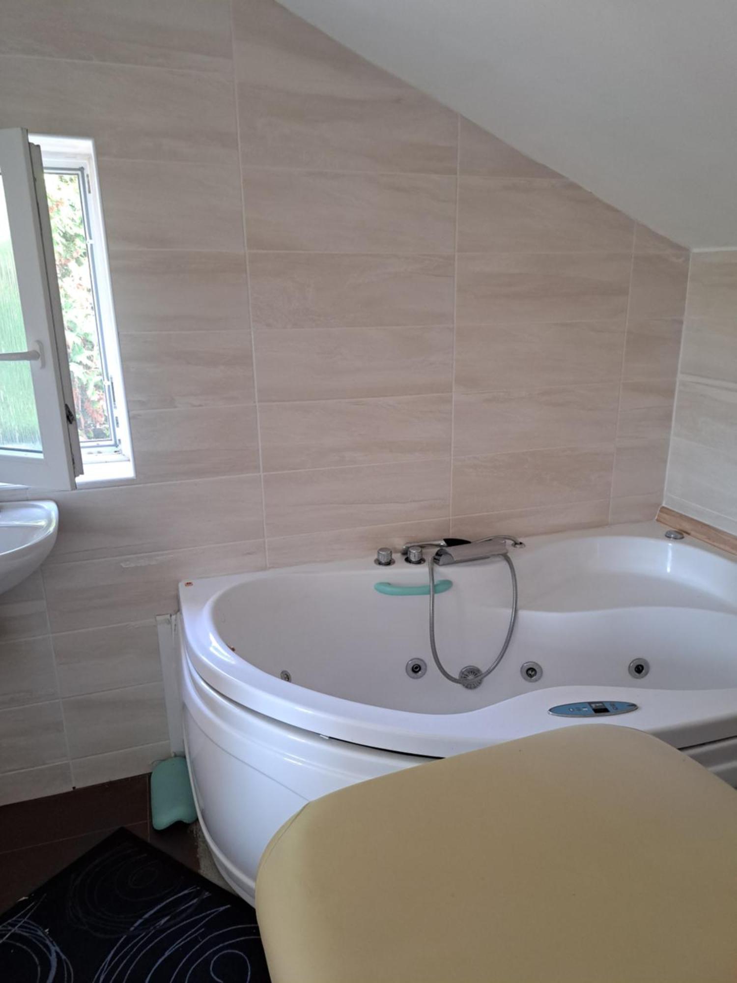 Apartman Kotva Patince Buitenkant foto