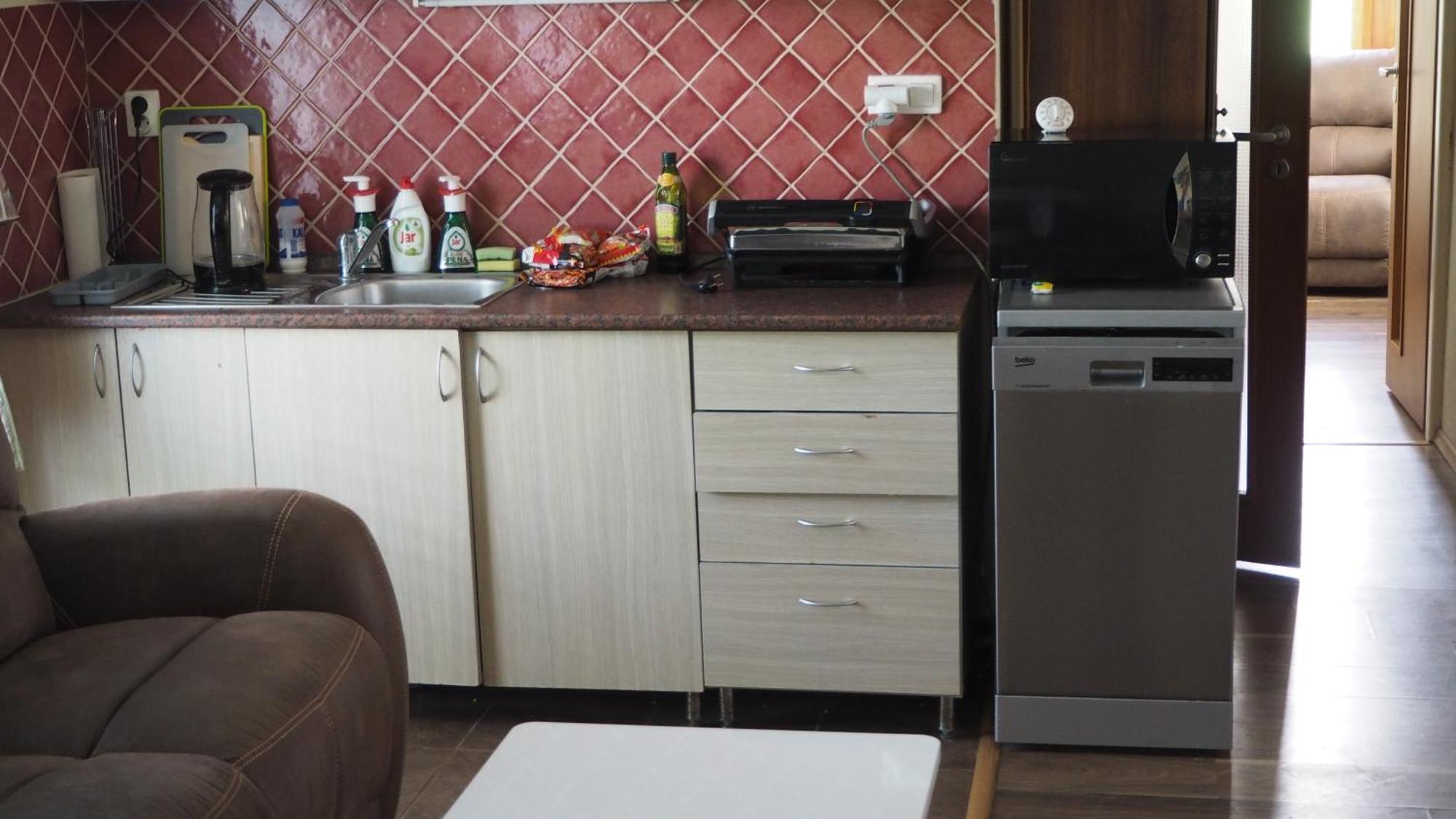 Apartman Kotva Patince Buitenkant foto